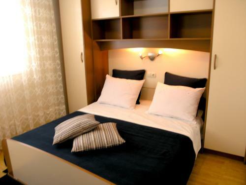 Hostal House Rozi