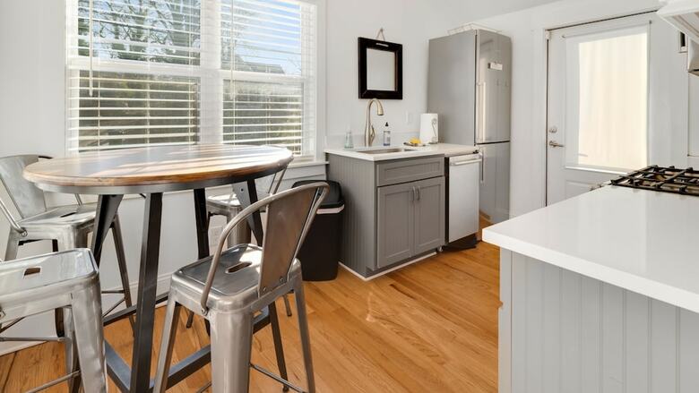 4 Bedroom, Harrill Street