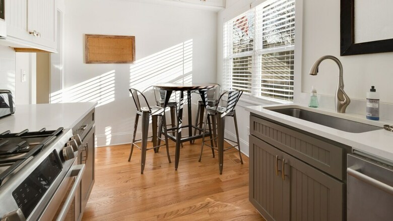 8 Bedroom, Harrill Street