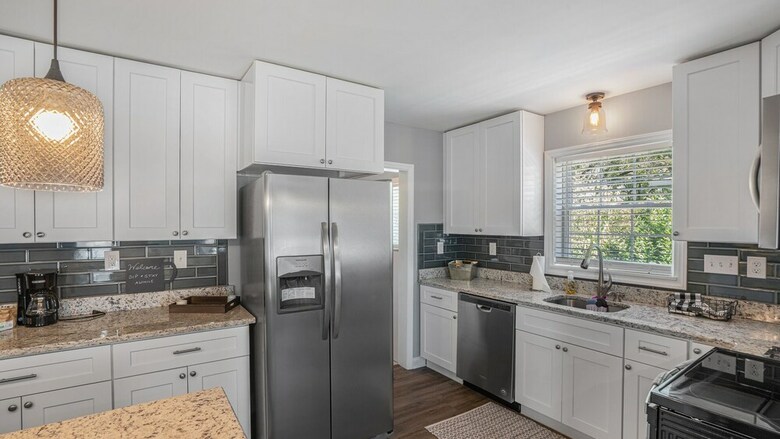3 Bedroom, Tyvola Road