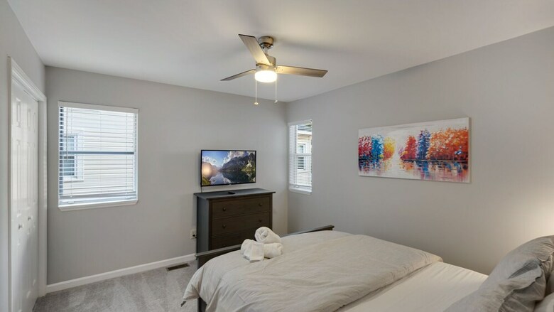 3 Bedroom, Victoria Avenue