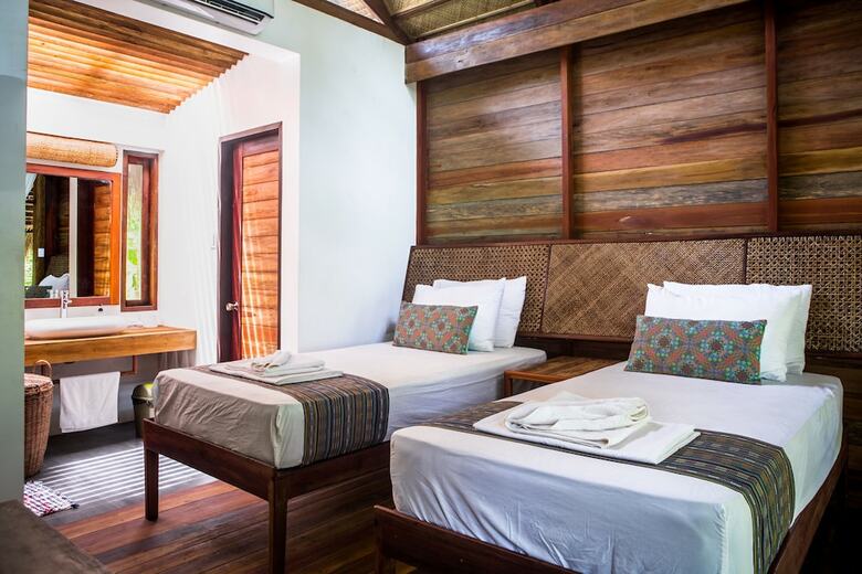 Hostal Harana Surf Resort - Hostel