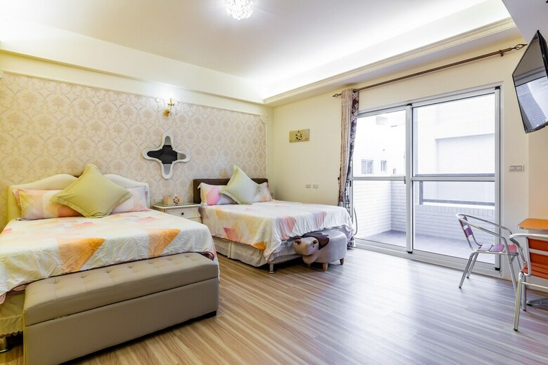 Hotel Lucent Homestay