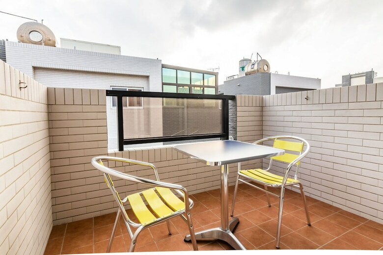 Hotel Lucent Homestay