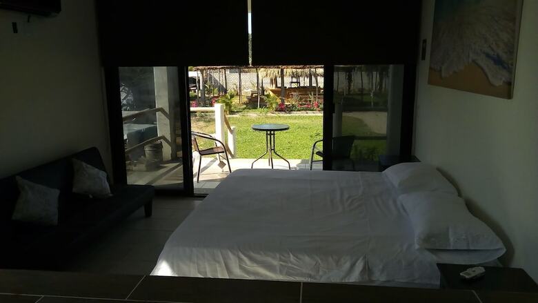Villa Zanatown Bungaloos