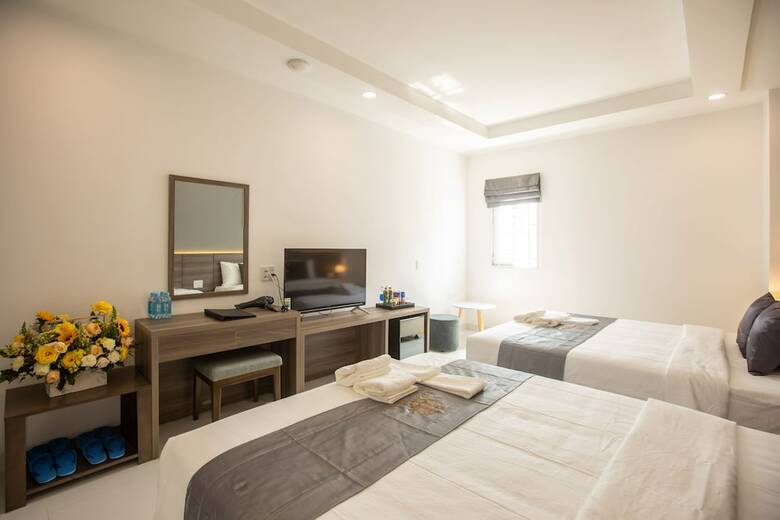Hera Hotel