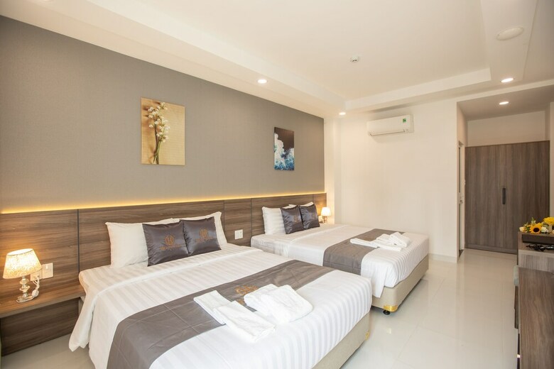 Hera Hotel