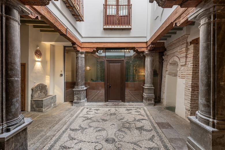 Apartamentos Boutique Granada Albaic�n 3000v