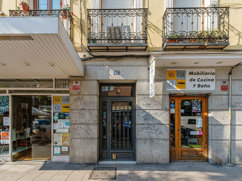 Atocha & Reina Sof�a Apartament