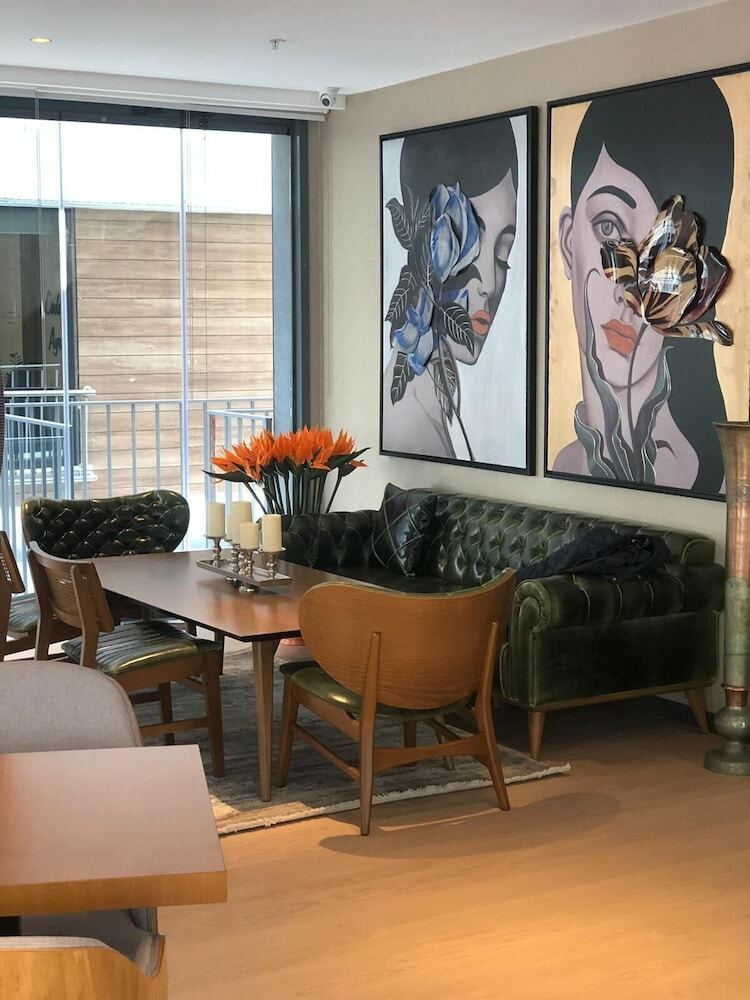 Hotel Broyt Suites