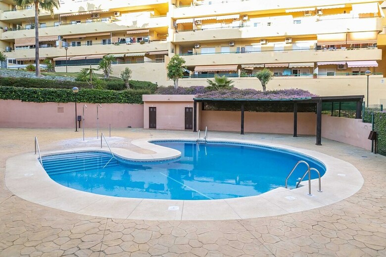 Apartamentos Sur Suites �tico Soler