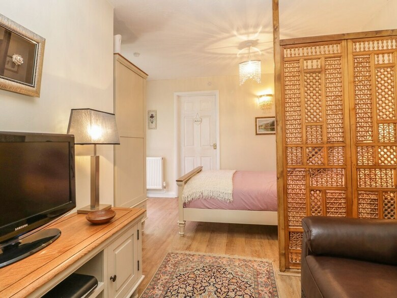 Lovely 1-bed Studio Cottage With Sauna