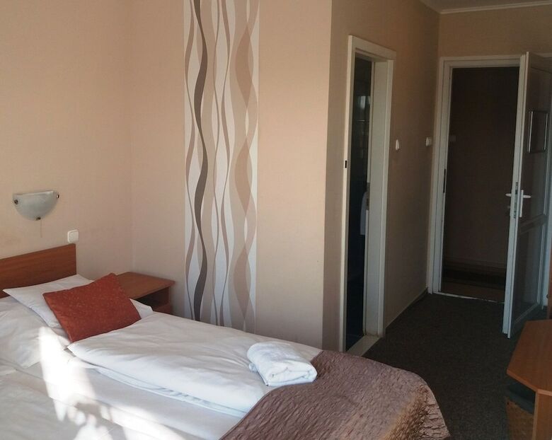 Hotel Oazis Wellness Panzio
