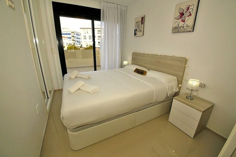 Pepper Street Apartment