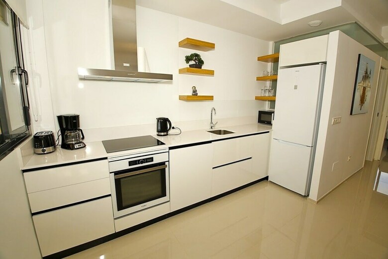 Pepper Street Apartment