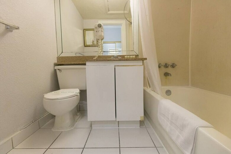 Apartamento 474 Partial Ocean View Studio Hollywood