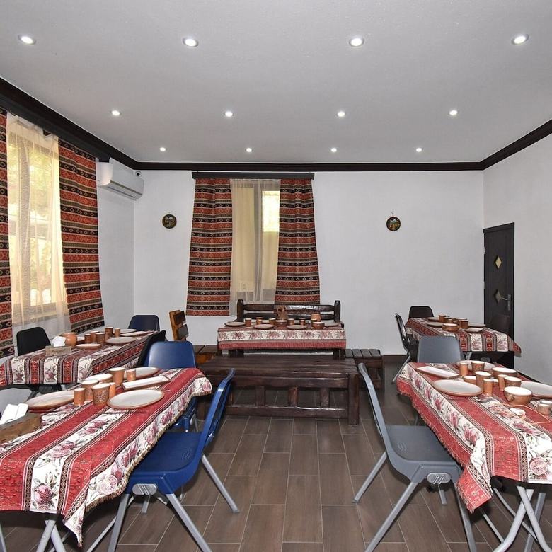 Hostal Li-em Fauna Hostel
