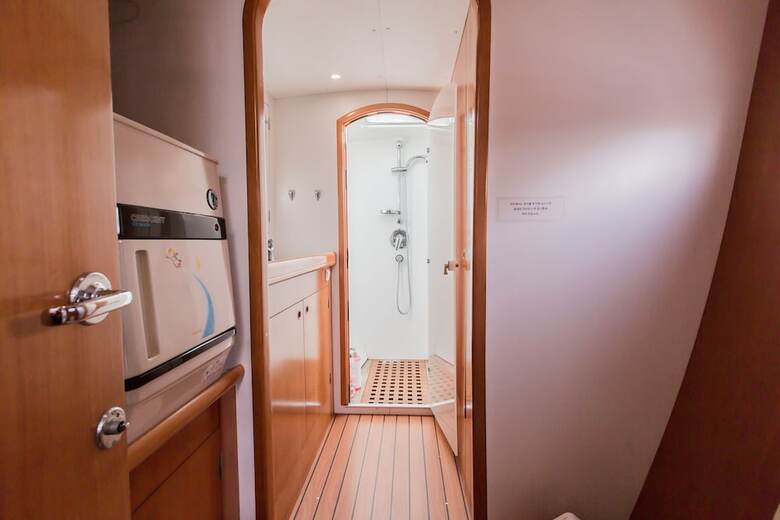 Busan Wow Yacht Stay