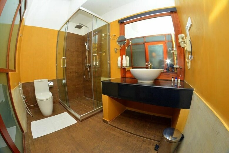 Beach Corridor Hotel & Spa