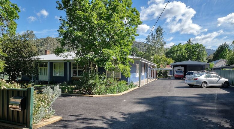 Hotel Edlin House