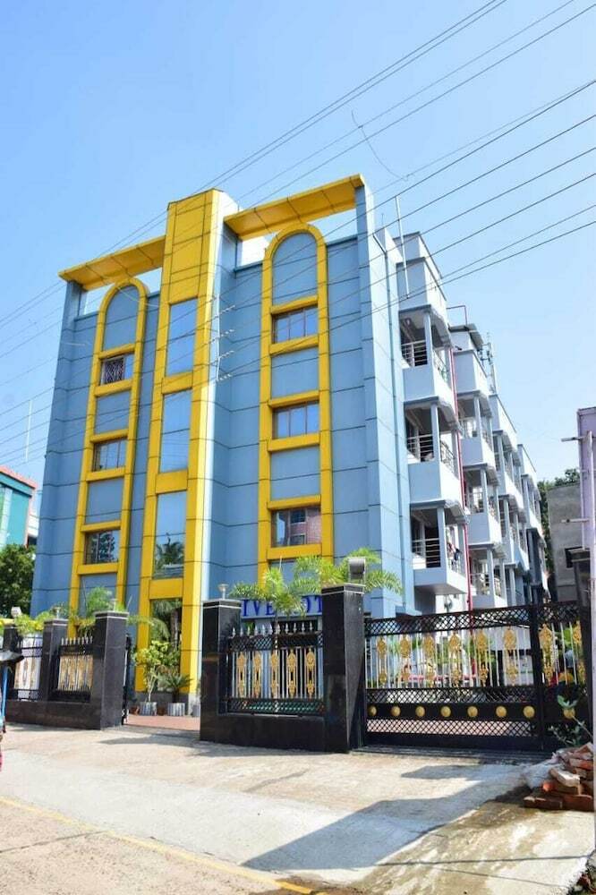 Live Hotel