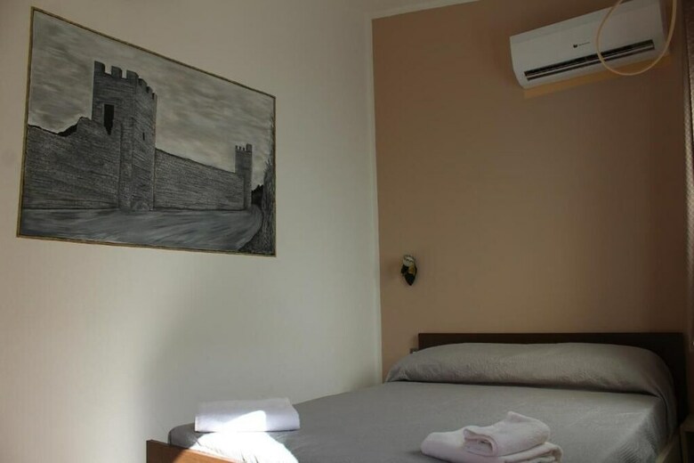 Room And Breakfast I Gemelli