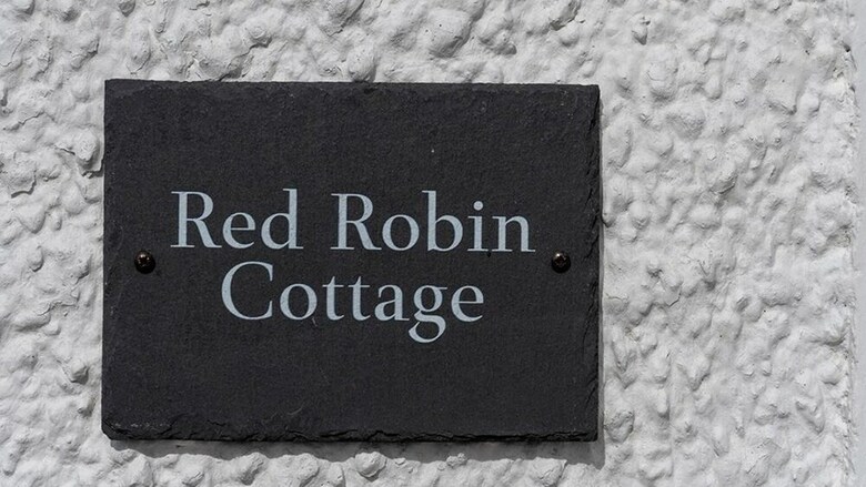 Red Robin Cottage