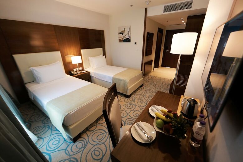 Coral Hotel & Suites By Hansa