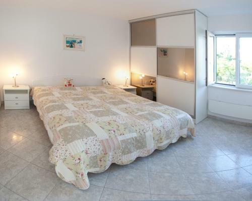 Beach Apartments Rogoznica