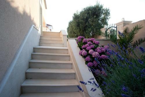 Beach Apartments Rogoznica