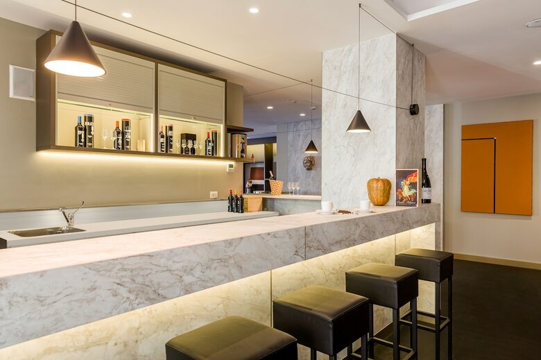 Seawater Hotel