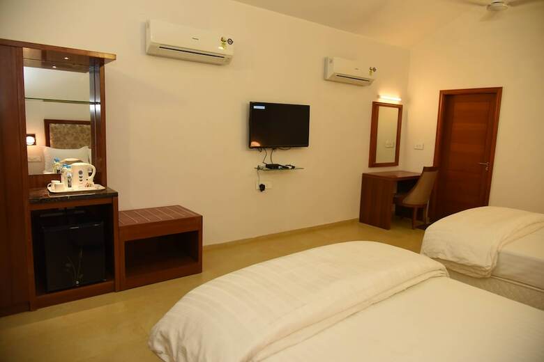 Hotel Palm Green Club