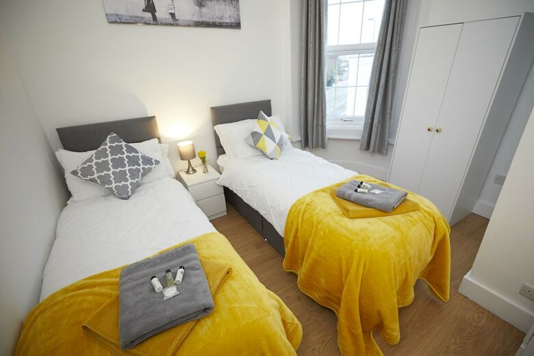 Freemantle Apartment