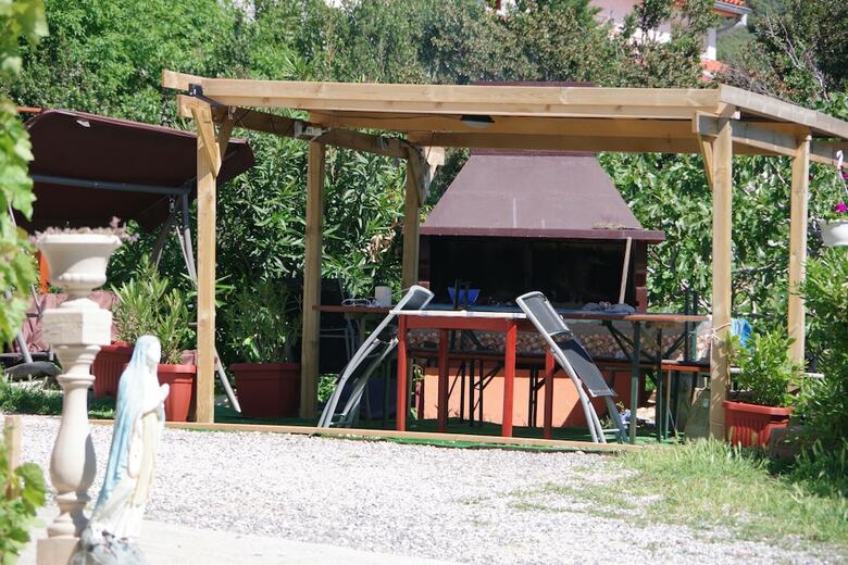 Apartments Opsenica