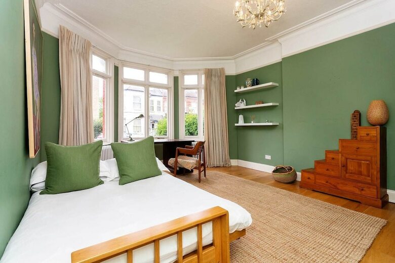 Pastures Green In West Hampstead