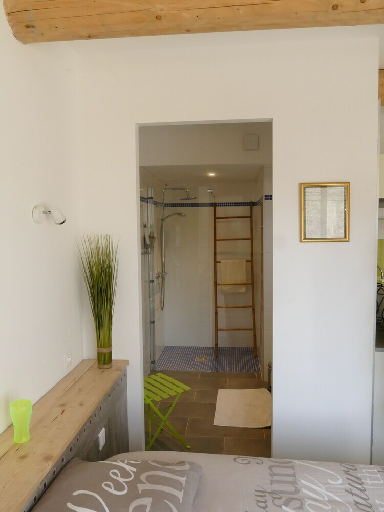 G�tes Lumi�re En Luberon