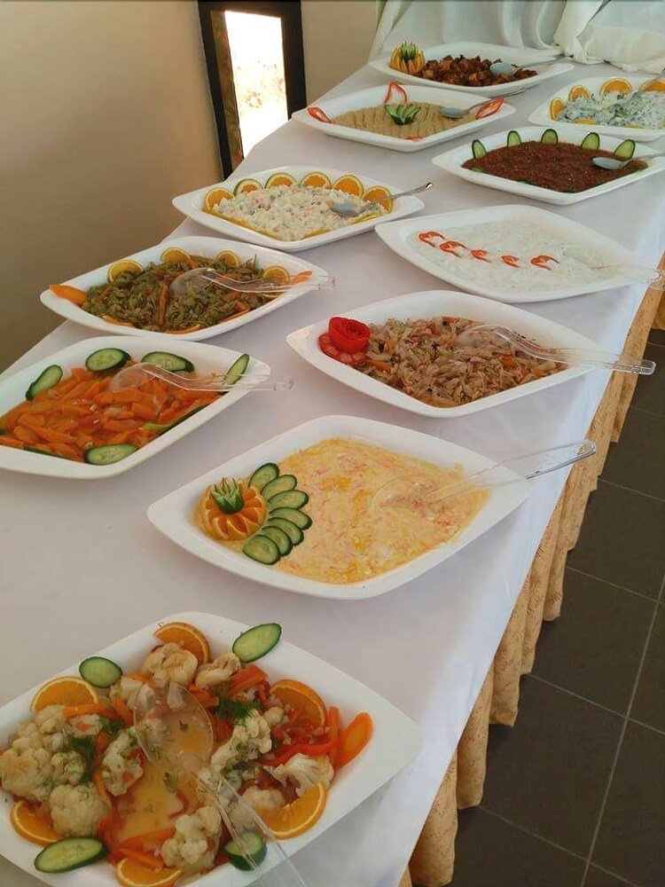 Yaman Life Hotel