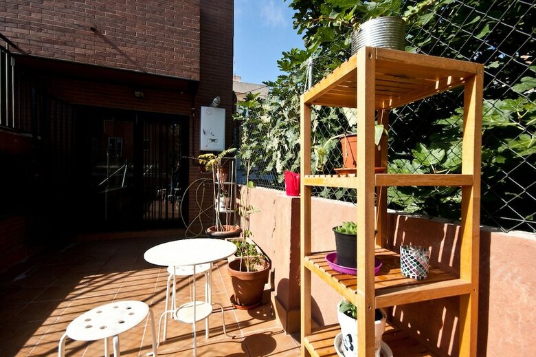 Apartamentos Charming Madrid Urgel