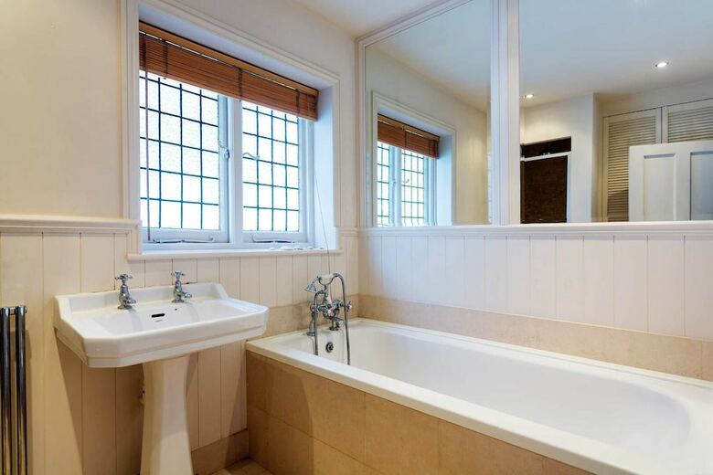 Richmond Road Retreat