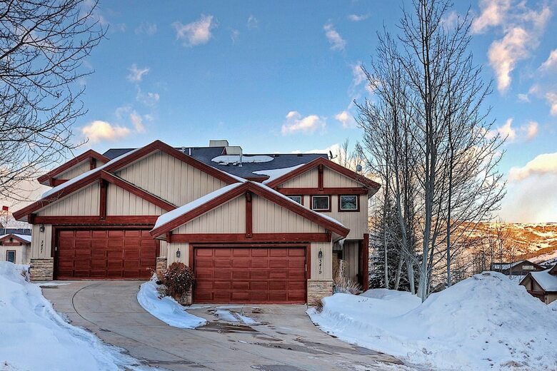 Snowbound Ski Retreat At Cedar Ridge By Casago