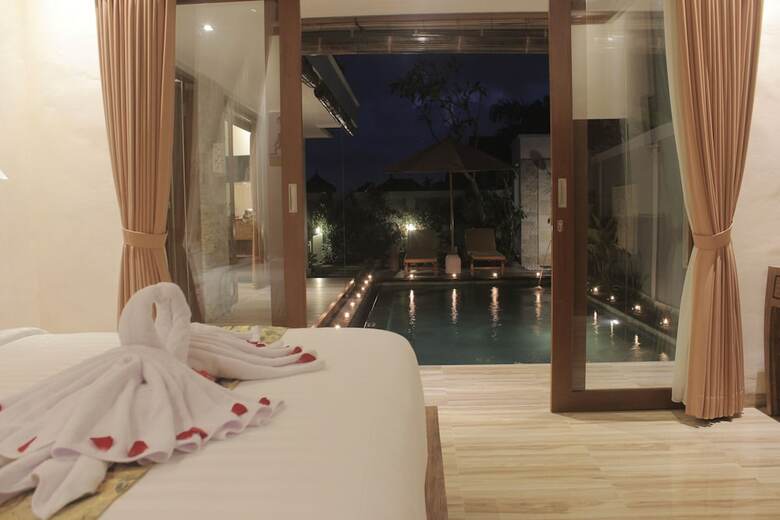 Janu Villa