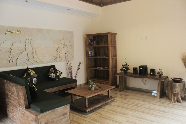 Janu Villa