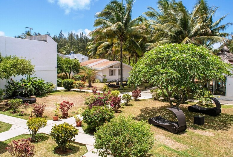 Hotel H�tel Des 2 Mondes