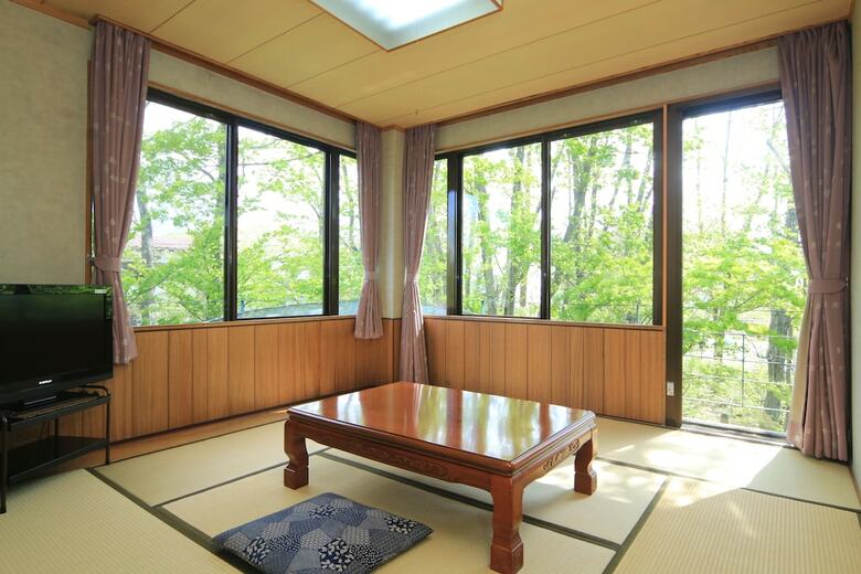 Pension Lotus Cafe Ren