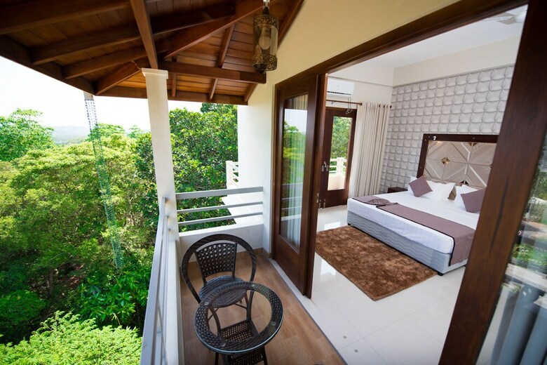 Hotel Mount Rich Rumassala
