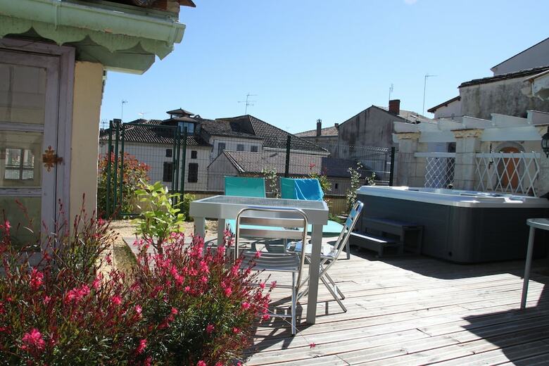 Bed & Breakfast La Maison Duffour