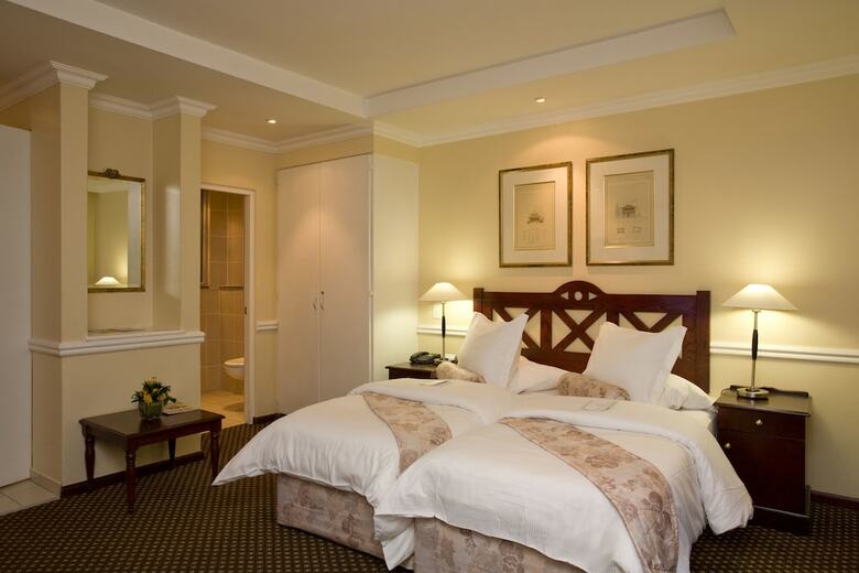 Posada Courtyard Hotel Rosebank