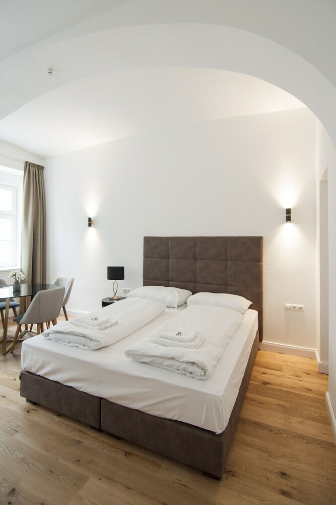 Sankt Elisabeth Superior Apartments