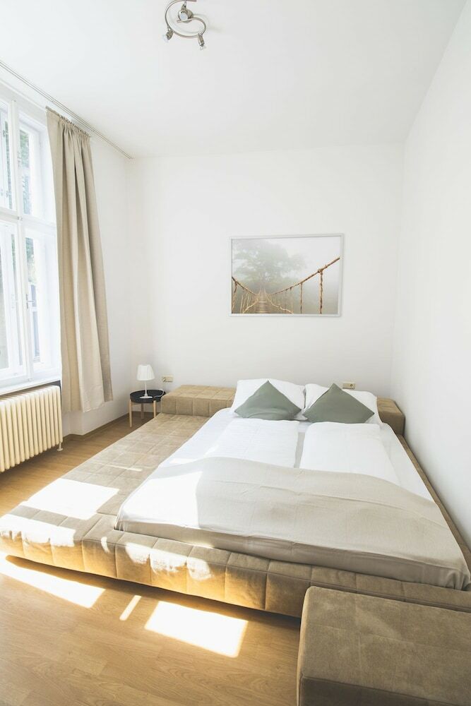 Apartamentos Starhemberg County