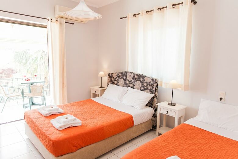 Aparthotel Aggelos Apartments